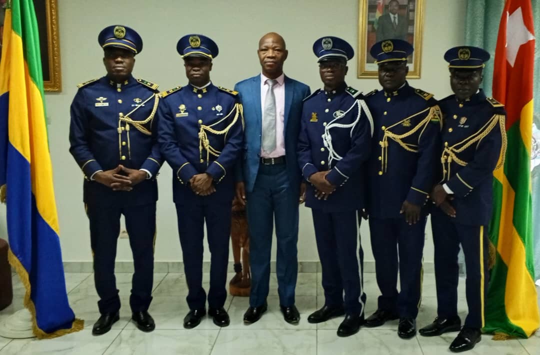 Visite de courtoisie des officiers togolais en stage à l’école d’État-major de Libreville